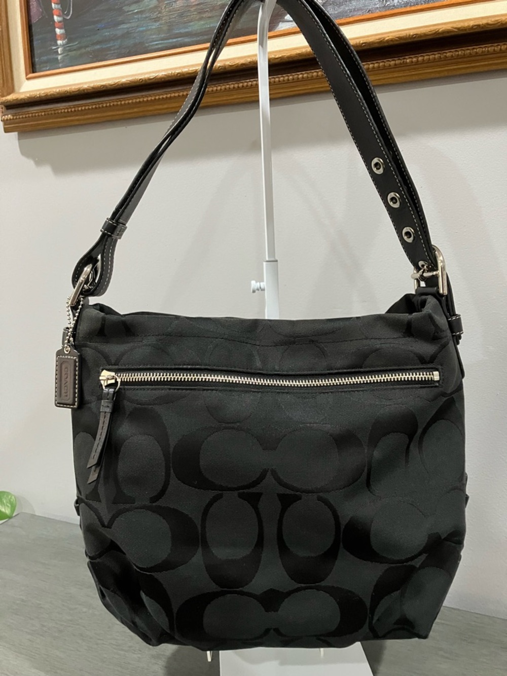 Coach Signature Black Shoulder Bag - Picture 2 of 7